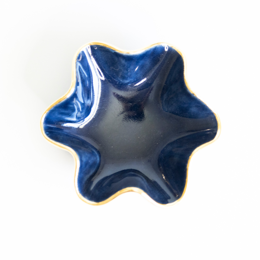 Ami Wavy Bowl - Ring Dish – Shop Susan Gordon Pottery